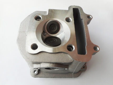Головка цилиндра в сборе с клапанами GY6-150см3 'GX Motor'