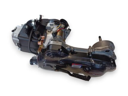 Головка цилиндра ПОЛНОСТЬЮ в сборе С КРЫШКОЙ GY6-100см3  'GX Motor'