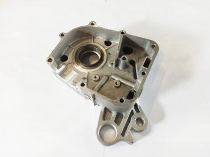 Картер правый (ответная) GY6-80